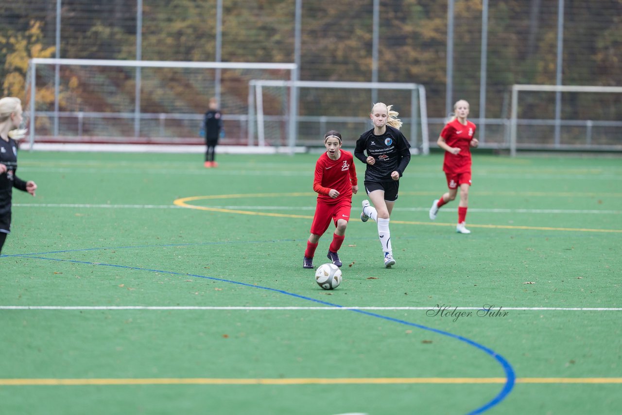 Bild 359 - wCJ VfL Pinneberg - Eimsbuettler TV : Ergebnis: 0:3